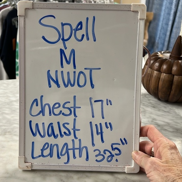 Spell NWOT Aloha Floral Short Sleeve Mini Dress Size M - Picture 7 of 10